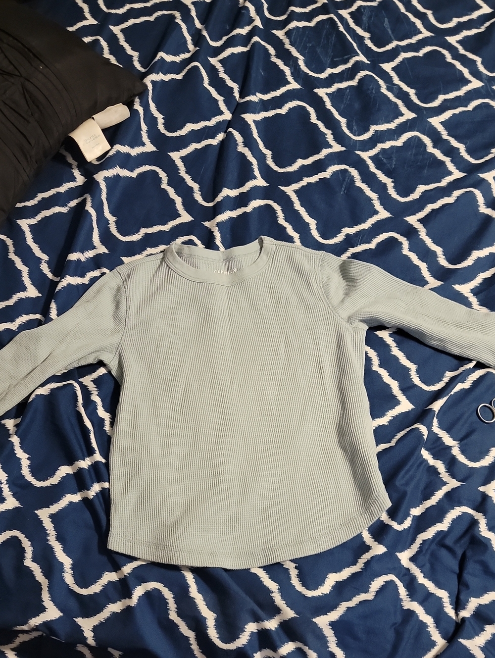 Old Navy Kids Long-Sleeve Ribbed Tee in Pale Seafoam